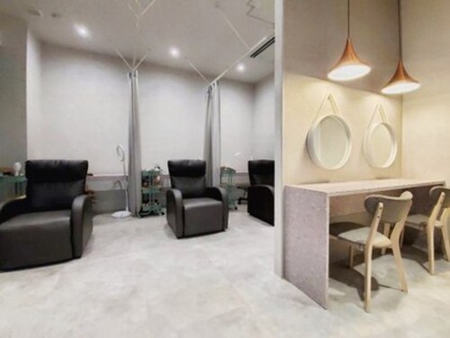 アース コアフュールボーテ 長野上田店(EARTH Coiffure beaute')(長野県上田市神畑136-1)