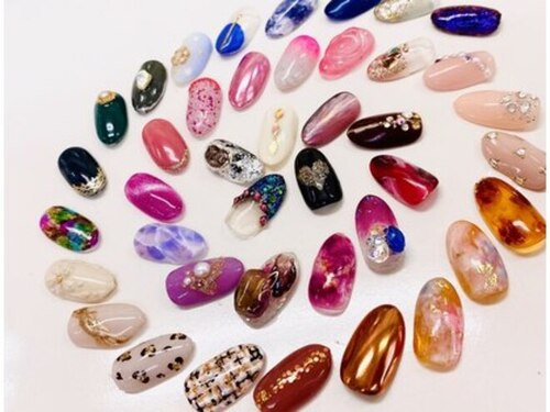 ネイルズ スペース グリッター(NAIL'S SPACE glitter)(岐阜県可児市中恵土2299-7 アメニティビル3-3)