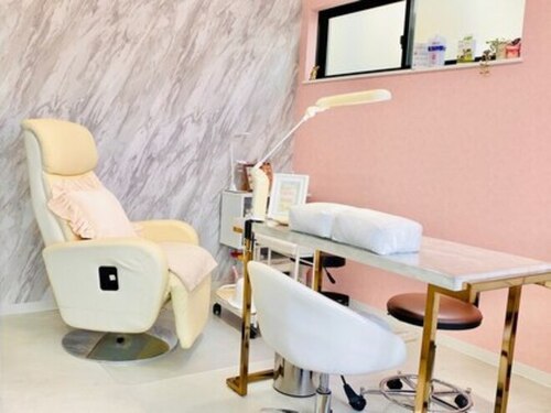 ネイルサロン ヴェルニ(nail salon vernis)(静岡県静岡市葵区瀬名川2-26-5-2)