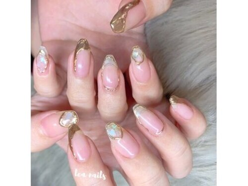 レアネイルズ(lea nails)(静岡県静岡市葵区人宿町2-4-9 ホリホックイン人宿401)