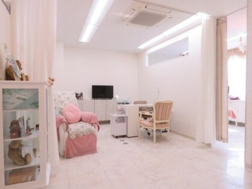 ミリー(Mily)(静岡県静岡市葵区呉服町2-2-13 朱宮フジビル 8F B)