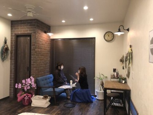 エヌラッシュ(n.lash)(静岡県静岡市駿河区小鹿2-30ー2 1F)