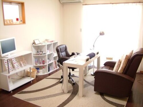 ネイルサロンアロマ(Nail Salon Aroma)(静岡県浜松市中央区相生町6-5 1-A)