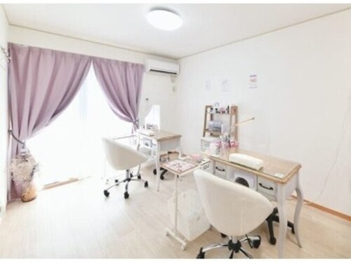 リリーブランシュ(Lily Blanche)(愛知県名古屋市緑区兵庫1-725 ラボール102)