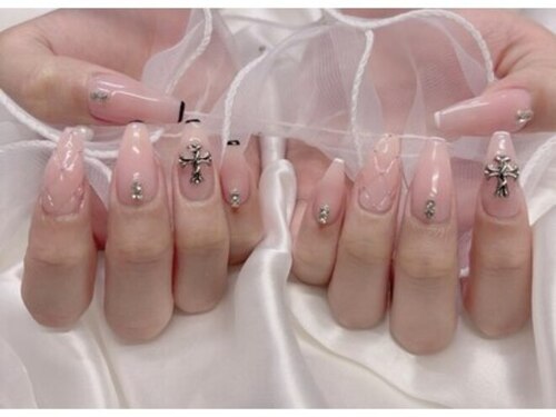 ネイルサロン エルフィン ル シエル(Nailsalon elfin Le ciel)(愛知県名古屋市中区大須4-1-3 名商ビル8F)