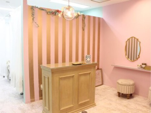 プティットスリール アイラッシュ 名駅店(Petit Sourire Eyelash)(愛知県名古屋市中村区名駅4-24-12 グローバビル4F)