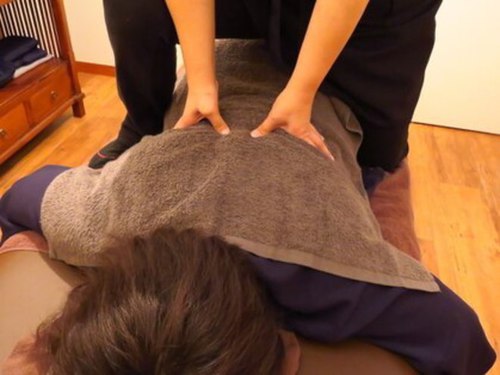 サロンゴールド(SALON GOLD)(愛知県名古屋市千種区末盛通1-6-3 HANJUビル2階)