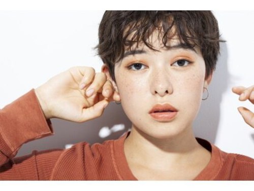 グランド ビューティー ビーズ 半田店(Grand Beauty B's)(愛知県半田市花園町3‐11‐3)