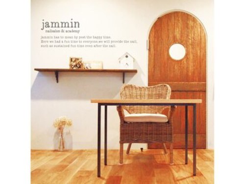 ジャミン(nailsalon&academy jammin)(愛知県知立市牛田町新田北59‐5 2F)