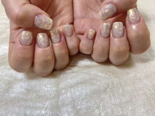 ジジ ネイル(ZIZI NAIL)(愛知県みよし市三好町湯ノ前11‐1)