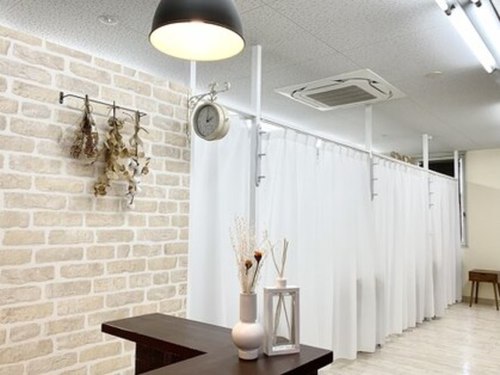 ソルモーネ(SOLMONE)(滋賀県甲賀市水口町本町3-2428水口スクエア2F)