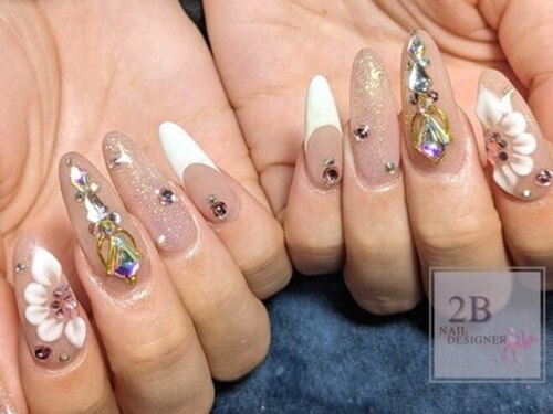 ニービー ネイルズ(2B NAILS)(京都府京都市伏見区桃山井伊掃部西町14-7エコー丹波橋202)