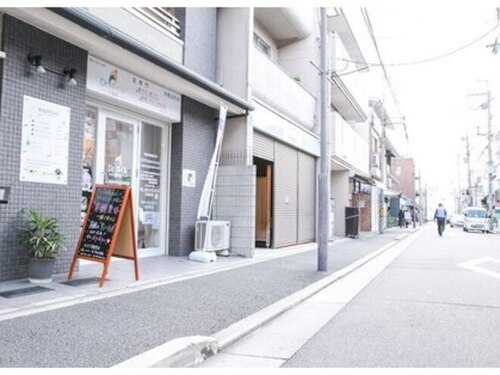 ドクターネイル爪革命京都出町店(京都府京都市上京区寺町通今出川上ル表町27 サンライズ出町1F)