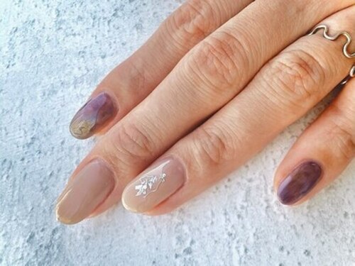 トランジットネイル(TRANSIT NAIL)(京都府京都市下京区貞安前之町586、寺町綾小路ビル4F-D)