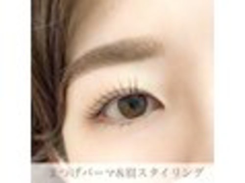 エナアイラッシュ(ena'eyelash)(大阪府大阪市西区新町1-22-22 新町ダイアパレス402)