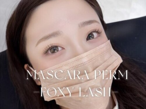 フォクシーラッシュ 大阪梅田本店(FOXY LASH)(大阪府大阪市北区梅田3-1-1JR大阪駅 セントラルコート内)