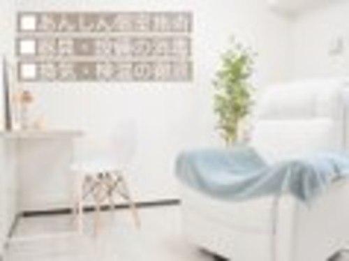 ウル アイラッシュ(ulu eyelash)(大阪府大阪市浪速区難波中2-4-6 GARE NAMBA 9a)
