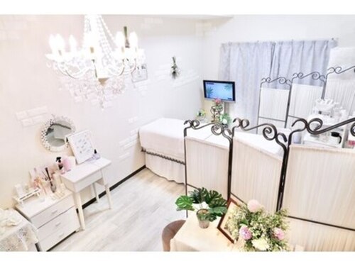 グレース(GRACE)(大阪府大阪市中央区西心斎橋1-10-12 サンハイム心斎橋206)