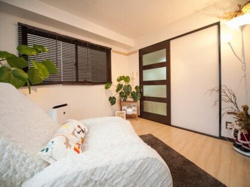 ヌーン(Noon)(大阪府大阪市城東区今福東2-15-30 Y’sコート今福鶴見702)