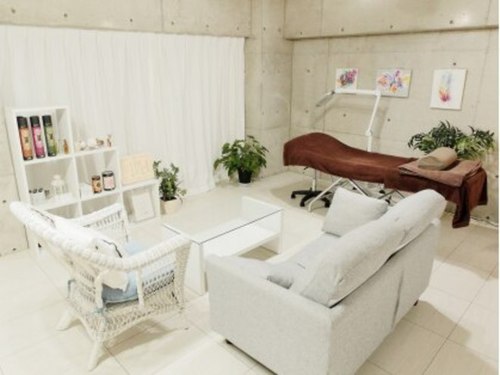 アイラッシュサロン リメルシェ(eyelash salon Remercie)(大阪府大阪市西区西本町 ※詳細は予約完了後にご案内致します。)