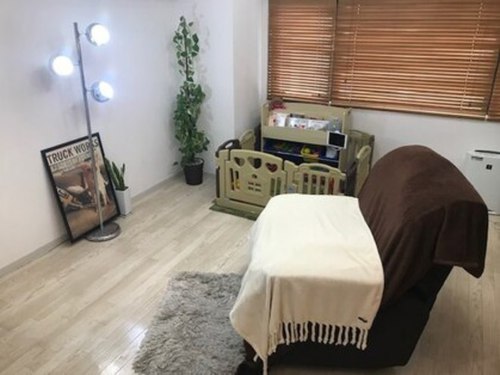 アイビューティーサロン レシェ(eye beauty salon Reshe)(大阪府大阪市中央区南船場4-10-20 グランドメゾン西心斎橋410)