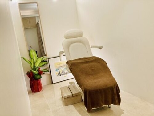 フットケアサロン Claire(クレア)(大阪府大阪市北区堂島浜1-3-1ANAクラウンプラザホテル大阪5F)