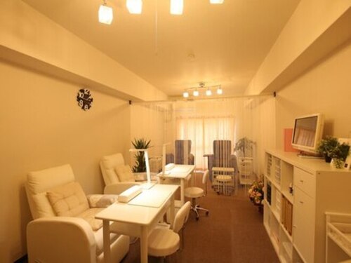 ジェイアンドシー(J&C)(大阪府大阪市中央区南船場4-12-9クレスト心斎橋602)