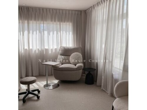 ネイルサロン オートクチュール 北浜店(Nail Salon Haute Couture)(大阪府大阪市北区西天満1-6-1 FUJI ビル 2F)