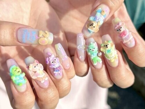 マカリナ イミ ネイル(MAKARINA Imi Nail)(大阪府大阪市中央区南船場4-9-6 順慶町アーバンライフ602)