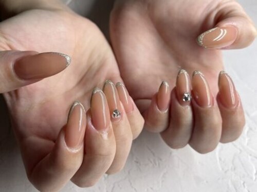 ネイルサロン ステラ(Nail salon stella)(大阪府大阪市中央区西心斎橋2-10-13 クリスタルエグゼ心斎橋506)