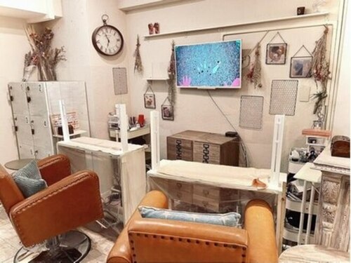ヘアネイル アミティエ(hair&nail amitie)(大阪府大阪市中央区東心斎橋1-10-1 グローリー心斎橋902)