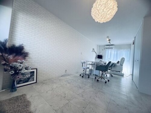 ネイルサロン ディパーチェ(Nail salon Diperche)(大阪府堺市中区深井清水町3601 横田コーポ2 306号室)