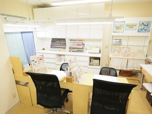 アトラクティブネイルズ泉ヶ丘店(大阪府堺市南区竹城台1‐1‐3 コノミヤ泉ヶ丘店 テナント)