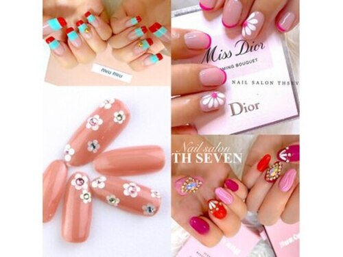 ネイルサロン ティーエイチセブン(Nail Salon TH SEVEN)(大阪府豊中市新千里南町3-1-13-105 マンションニュー千里1F)