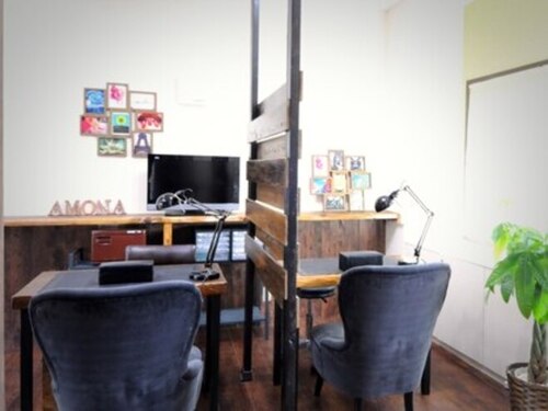 アモーナ ネイルアトリエ(amona nail atelier)(大阪府茨木市舟木町1-26 SouthFieldBldg2F)