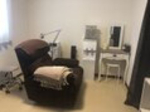 ラグネリ―(luxunery)(大阪府八尾市竹渕東1-204-11)
