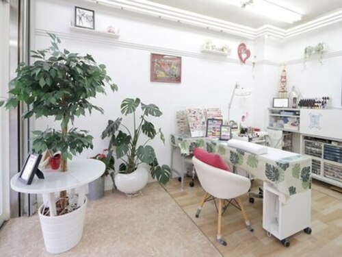 ネイルアンドビューティー イヴ(nail&beauty Eve)(大阪府松原市天美東7-7-1-103)