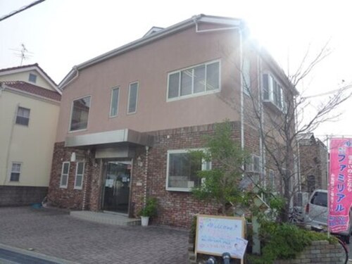 ネイル耳つぼサロンプレジール(大阪府大東市緑が丘2-14-11 2F)