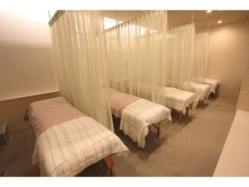 ジーラッシュ アンド ジーネイル(G LASH & G NAIL)(兵庫県神戸市中央区下山手通3-1-21 東栄ビル3F)