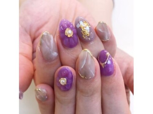 ビューティーサロンアイズ 三宮店(Beauty salon Eye's)(兵庫県神戸市中央区琴ノ緒町5-3-5 グリーンシャポービル712)
