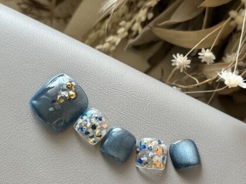 ニルトアネイル(Nyr Tor Nail)(兵庫県神戸市北区桂木2 ※住所詳細は予約確定後お知らせいたします。)