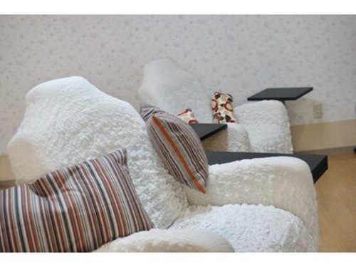 ネイルサロン マーノ(nail salon mano)(兵庫県姫路市久保町129-2 リッチキャッスル1-104)
