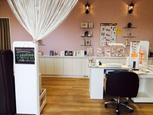 ネイルモア 姫路店(NAIL moA)(兵庫県姫路市飾磨区細江2560 イオンモール姫路リバーシティ3F)