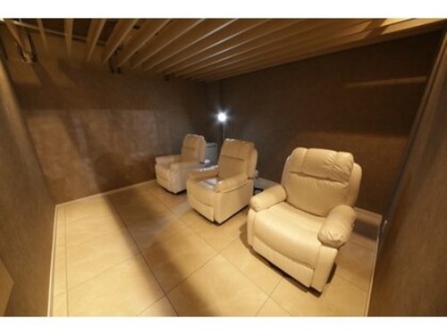 アイラッシュ カリナ アンド モナネイル 生駒店(Eyelash CARINA &mona nail)(奈良県生駒市元町1-3-15号 桑原ビル1F)