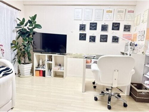 キラキラネイル ジェルネイル専門店(kirakira nail)(和歌山県和歌山市美園町3-4-1 グランメール美園707)