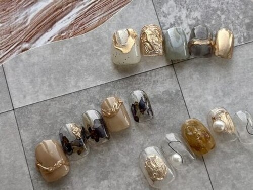 アトリエ ルー ネイルメゾン(atelier RU nail maison)(徳島県徳島市秋田町3-11)