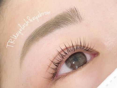 トゥルーネイルアンドアイラッシュ 小倉店(TRU NAIL & EYELASH)(福岡県北九州市小倉北区魚町2-3-11 セルブ第一ビル 4F)