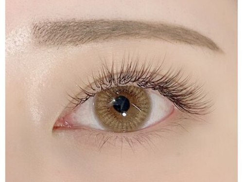 アイラッシュムーア(eyelash MUA)(福岡県福岡市博多区中洲2-2-2 エクセレンシア博多1003号室)