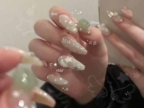 アイ ネイルズ 天神店(I nails)(福岡県福岡市中央区大名2-6-5 天神西通り館704号室)