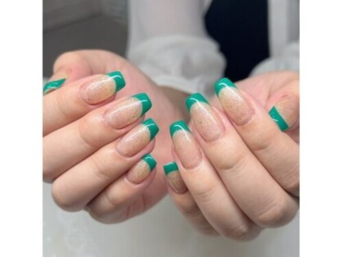 ネイル ロッカ(nail LOCCA)(福岡県福岡市中央区舞鶴1-2-26 2階)